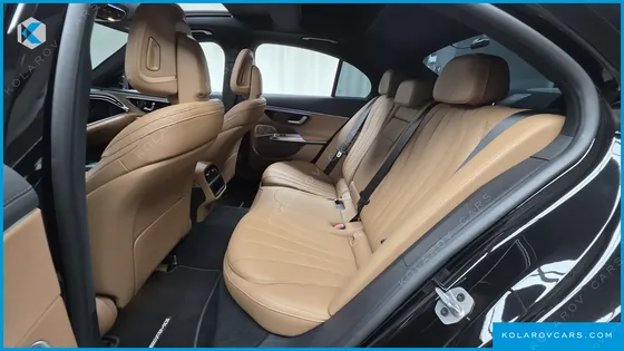 MERCEDES E-CLASS E300 4MATIC AMG LINE