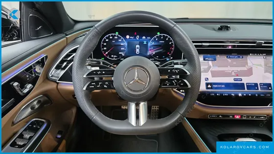 MERCEDES E-CLASS E300 4MATIC AMG LINE