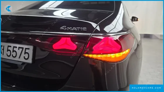 MERCEDES E-CLASS E300 4MATIC AMG LINE