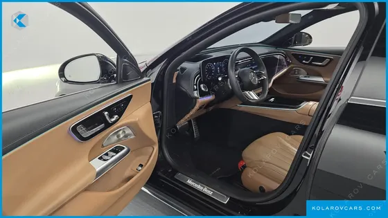 MERCEDES E-CLASS E300 4MATIC AMG LINE
