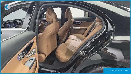 MERCEDES E-CLASS E300 4MATIC AMG LINE