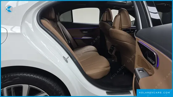 MERCEDES E-CLASS E220D 4MATIC EXCLUSIVE