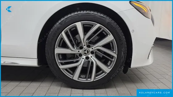MERCEDES E-CLASS E220D 4MATIC EXCLUSIVE