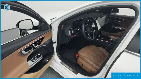 MERCEDES E-CLASS E200 AVANTGARDE