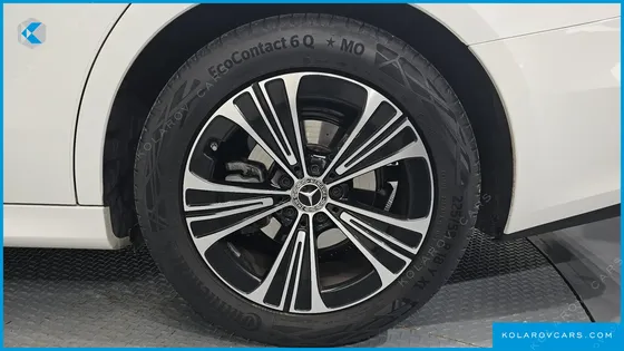MERCEDES E-CLASS E200 AVANTGARDE