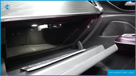 MERCEDES E-CLASS E200 AVANTGARDE