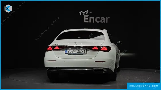 MERCEDES E-CLASS E200 AVANTGARDE
