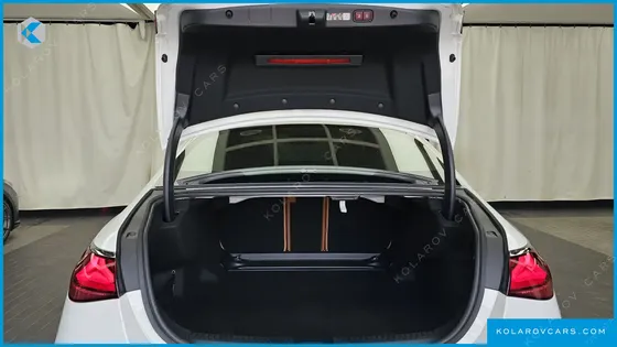 MERCEDES E-CLASS E200 AVANTGARDE