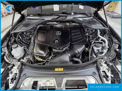 MERCEDES E-CLASS E300 4MATIC AMG LINE