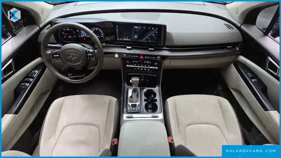 KIA CARNIVAL 9-SEATER PRESTIGE