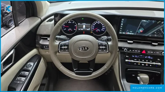 KIA CARNIVAL 9-SEATER PRESTIGE