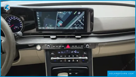 KIA CARNIVAL 9-SEATER PRESTIGE