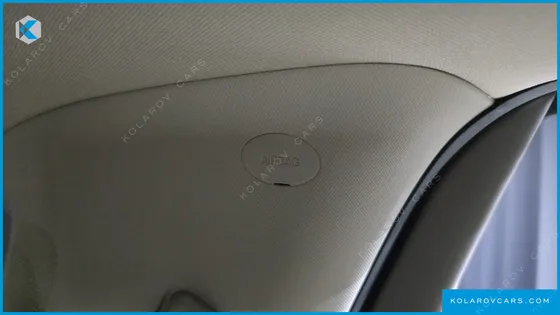 KIA CARNIVAL 9-SEATER PRESTIGE