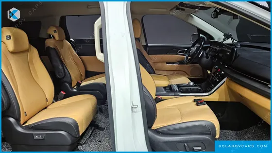 KIA CARNIVAL 9-SEATER SIGNATURE