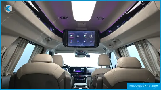KIA CARNIVAL GASOLINE 9-SEATER HI-LIMOUSINE