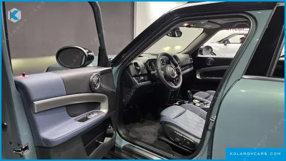 MINI COUNTRYMAN ALL4 CLASSIC LAUNCH PACK