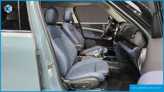 MINI COUNTRYMAN ALL4 CLASSIC LAUNCH PACK