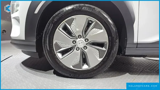 HYUNDAI KONA PREMIUM