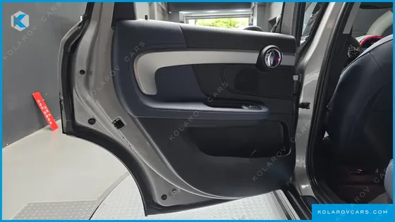MINI COUNTRYMAN ALL4 CLASSIC LAUNCH PACK