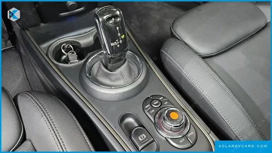 MINI COUNTRYMAN STANDARD