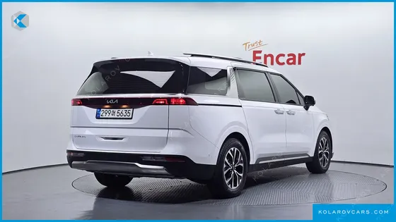 KIA CARNIVAL 9-SEATER NOBLESSE