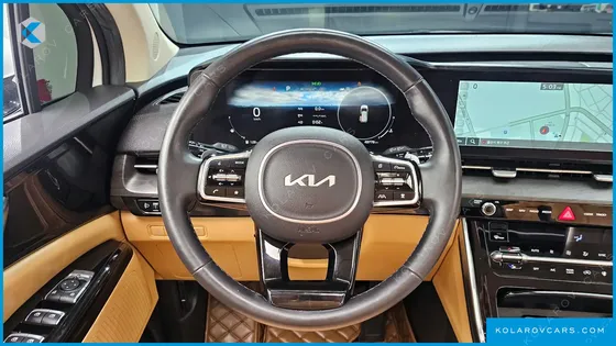 KIA CARNIVAL 9-SEATER NOBLESSE