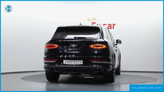 BENTLEY BENTAYGA 4.0 V8 AZURE
