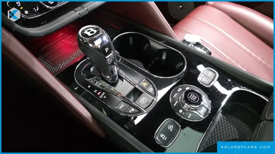 BENTLEY BENTAYGA 4.0 V8 AZURE