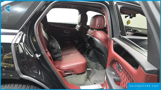 BENTLEY BENTAYGA 4.0 V8 AZURE
