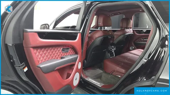 BENTLEY BENTAYGA 4.0 V8 AZURE