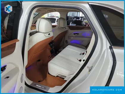 BENTLEY BENTAYGA 4.0 V8