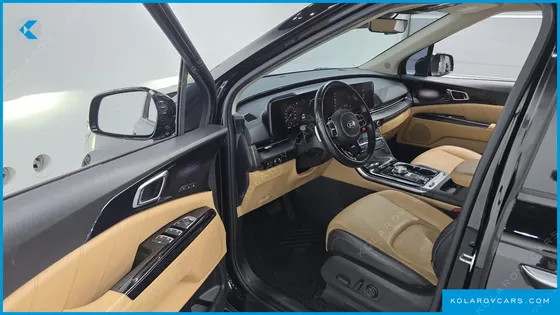 KIA CARNIVAL 9-SEATER SIGNATURE