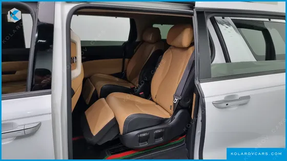 KIA CARNIVAL 7-SEATER SIGNATURE
