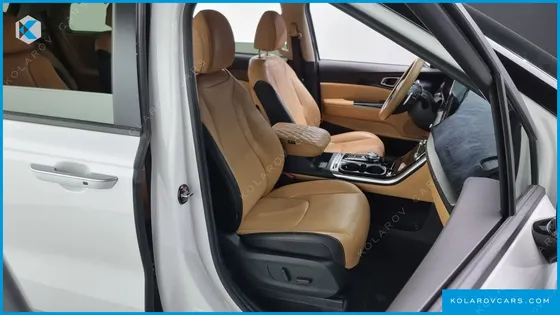 KIA CARNIVAL 7-SEATER SIGNATURE