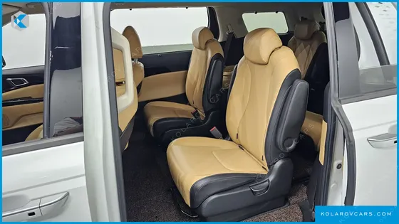 KIA CARNIVAL 9-SEATER NOBLESSE