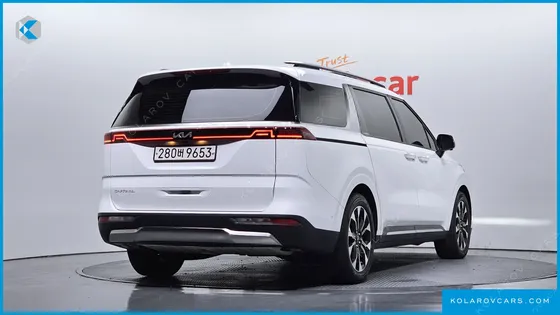 KIA CARNIVAL GASOLINE 9-SEATER NOBLESSE