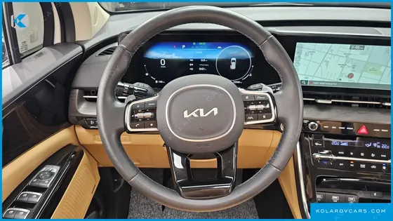 KIA CARNIVAL GASOLINE 9-SEATER NOBLESSE