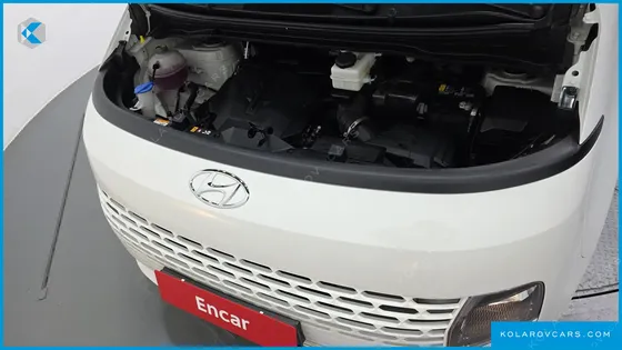 HYUNDAI STARIA L3.5 CARGO 5-SEATER