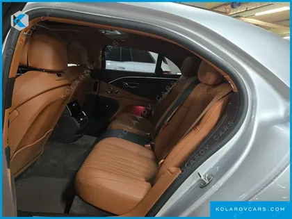 BENTLEY FLYING SPUR 4.0