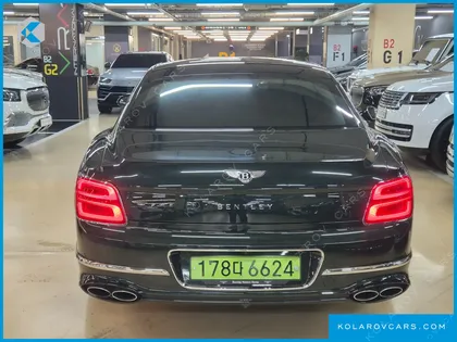 BENTLEY FLYING SPUR 4.0 AZURE