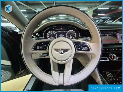 BENTLEY FLYING SPUR 4.0 AZURE