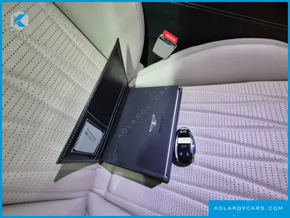 BENTLEY FLYING SPUR 4.0 AZURE