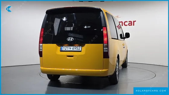 HYUNDAI STARIA HEV 1.6 TOURER 9-SEATER
