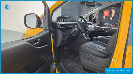 HYUNDAI STARIA HEV 1.6 TOURER 9-SEATER