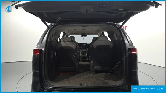 KIA CARNIVAL 9-SEATER SIGNATURE
