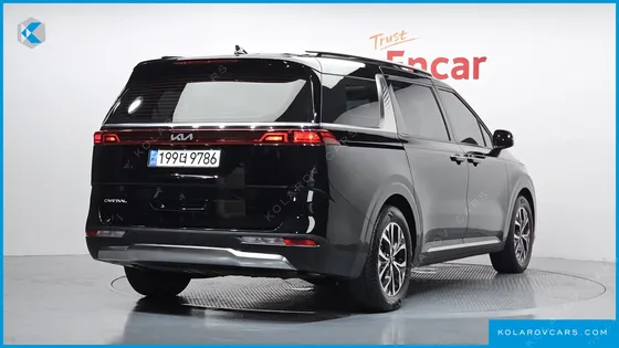 KIA CARNIVAL 9-SEATER SIGNATURE