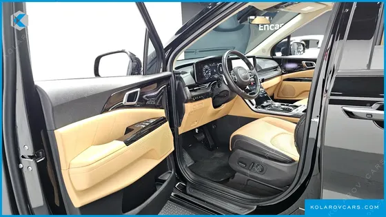 KIA CARNIVAL 9-SEATER SIGNATURE