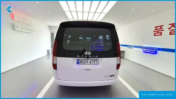 HYUNDAI STARIA CARGO 3-SEATER