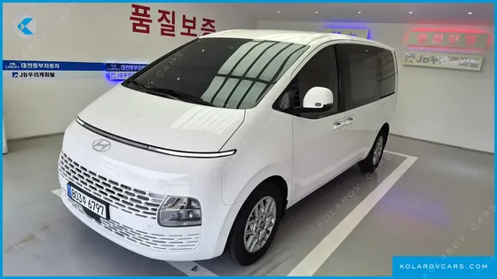 HYUNDAI STARIA CARGO 3-SEATER
