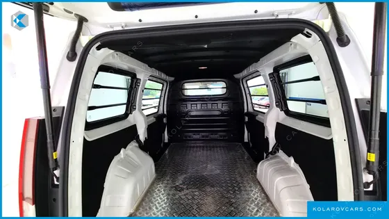 HYUNDAI STARIA CARGO 3-SEATER